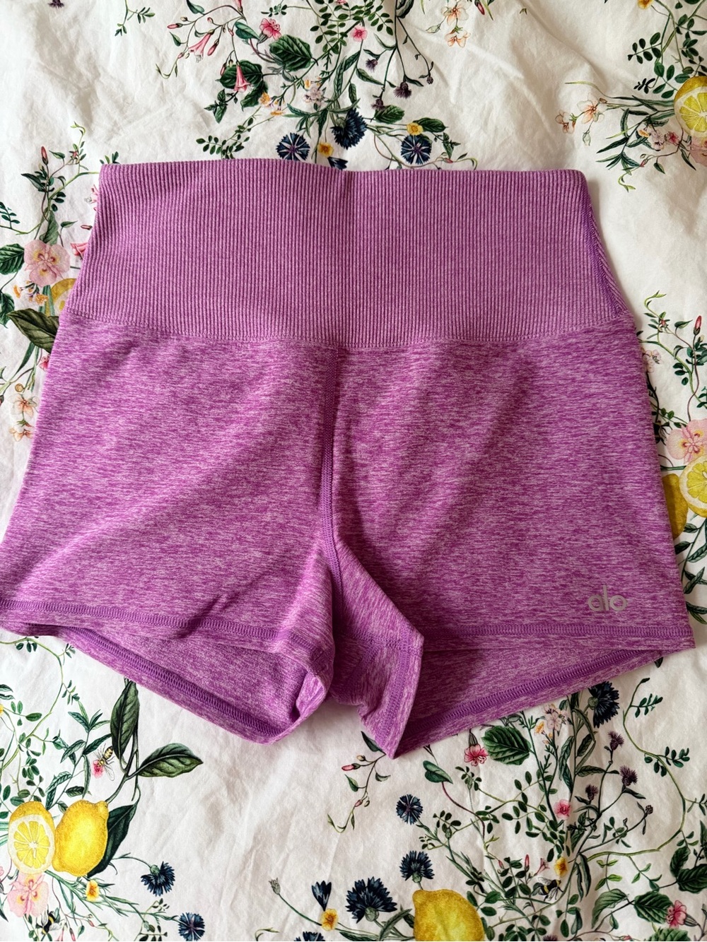 ALO Yoga Heathered Lavender High-Waist Seamless Bike Shorts